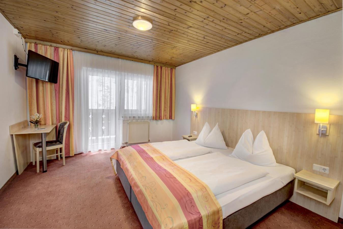 Hotel-Restaurant Bike&Snow Lederer Mühlbach am Hochkönig Exteriör bild