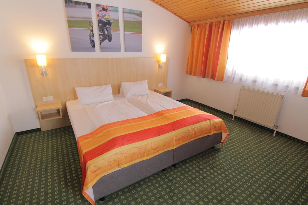 Hotel-Restaurant Bike&Snow Lederer Mühlbach am Hochkönig Exteriör bild